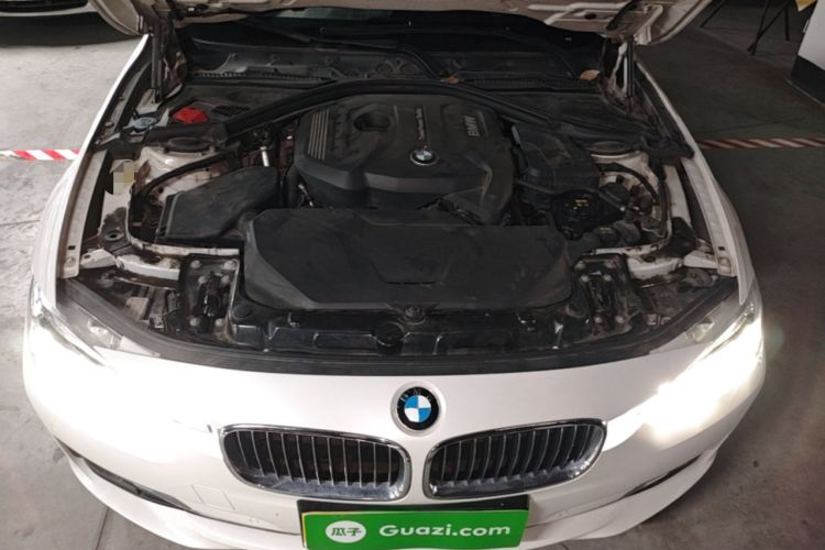 Used BMW 3 Series 2018 330Li xDrive Luxury Package Engine Bay