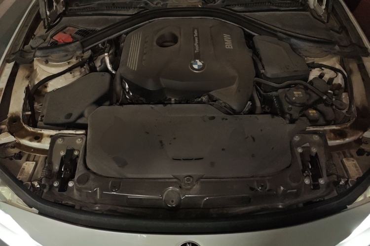 Used BMW 3 Series 2018 330Li M Sport Shadow Edition Engine Bay