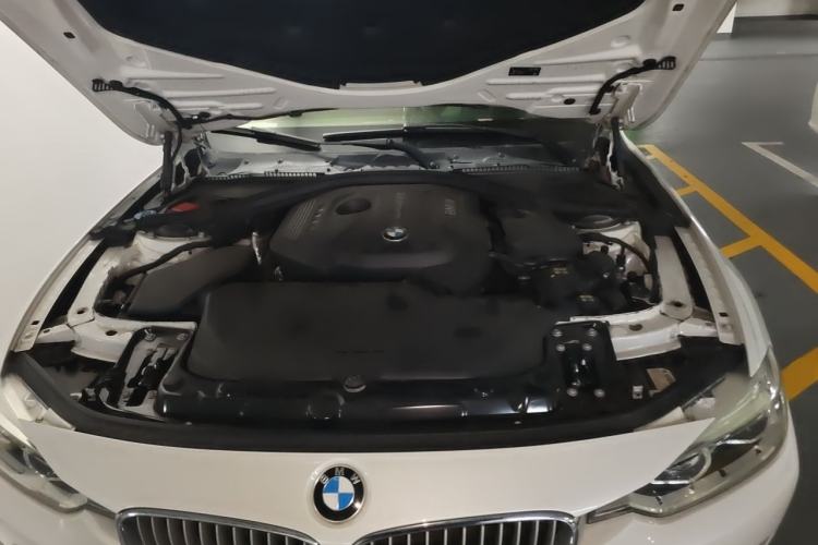 Used BMW 3 Series 2018 320Li Leading Luxury Package Engine Bay