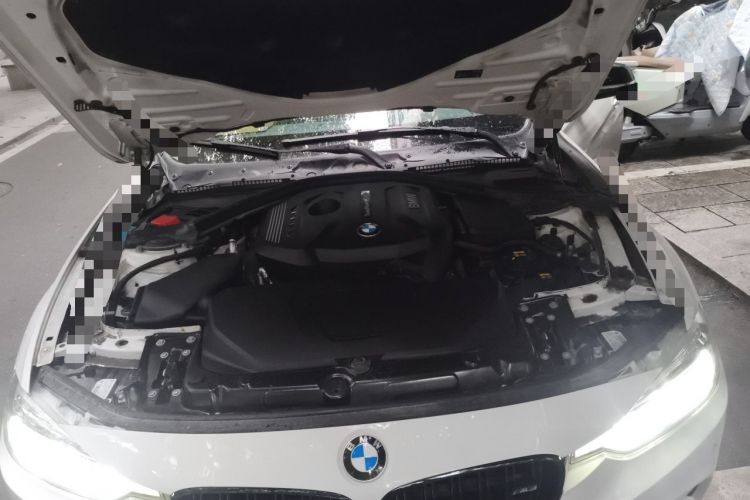 Used BMW 3 Series 2018 320Li Leading Model M Sport Package Engine Bay