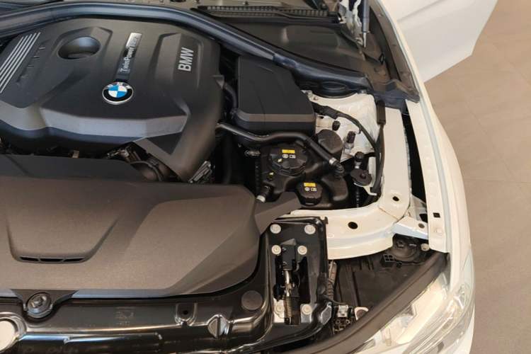 Used BMW 3 Series 2018 320Li Leading Model M Sport Package Engine Bay Left