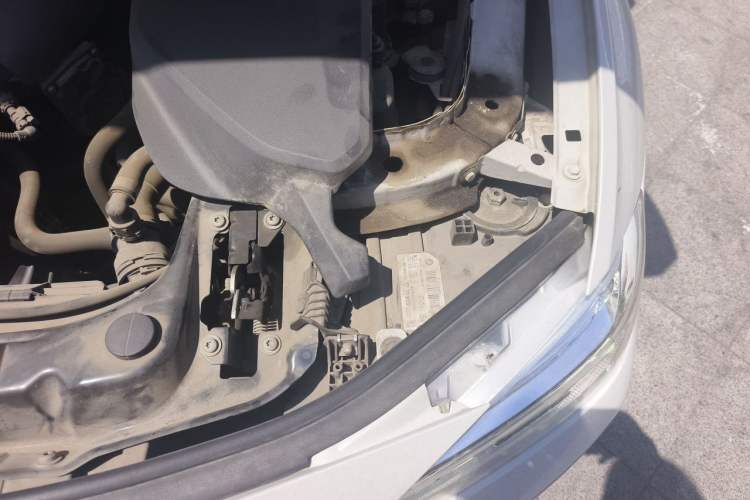 Used BMW 3 Series 2018 320Li Fashion Model Engine Bay Left