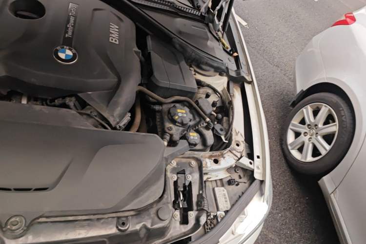Used BMW 3 Series 2018 320Li Fashion Model Engine Bay Left
