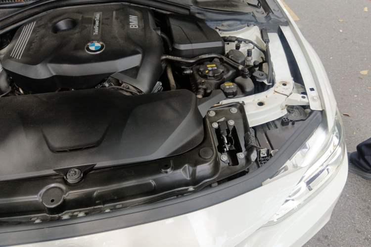 Used BMW 3 Series 2018 320Li Leading Model M Sport Package Engine Bay Left