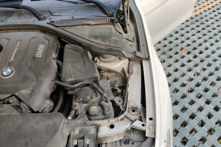 Used BMW 3 Series 2018 320Li Leading Model M Sport Package Engine Bay Left