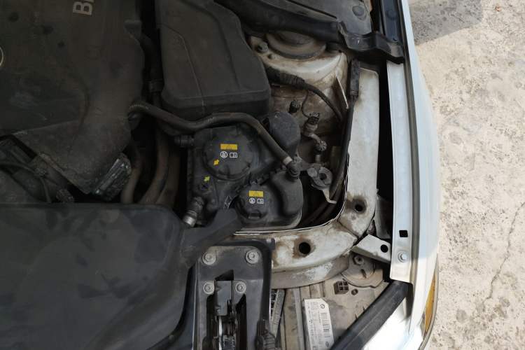 Used BMW 3 Series 2018 320Li M Sport Night Edition Engine Bay Left