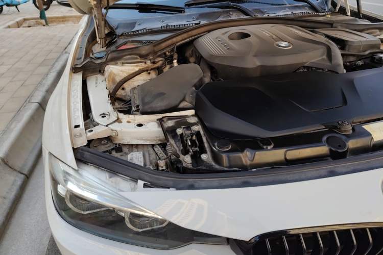 Used BMW 3 Series 2018 320Li M Sport Night Edition Engine Bay Right