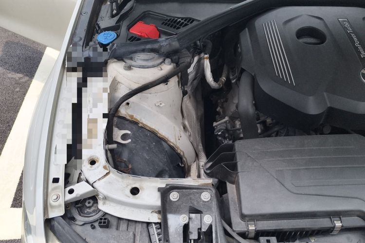 Used BMW 3 Series 2018 318Li Engine Bay Right