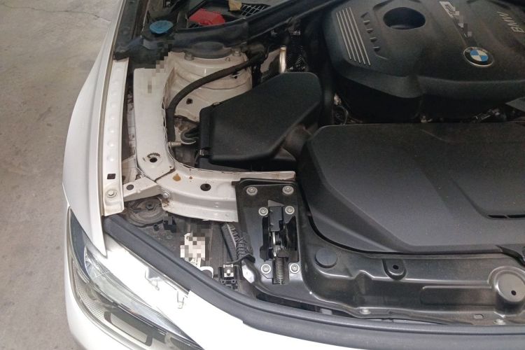 Used BMW 3 Series 2018 320Li Fashion Model Engine Bay Right
