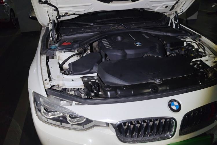 Used BMW 3 Series 2018 320Li Leading Model M Sport Package Engine Bay Right
