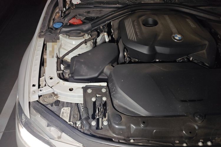 Used BMW 3 Series 2018 320Li Fashion Model Engine Bay Right