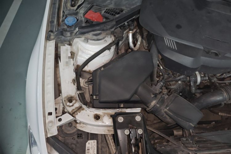 Used BMW 3 Series 2018 320Li Fashion Model Engine Bay Right