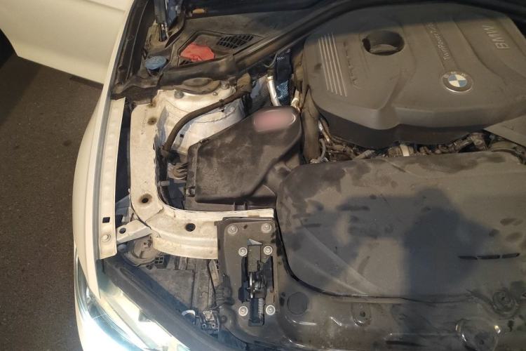 Used BMW 3 Series 2018 320i M Sport Package Engine Bay Right
