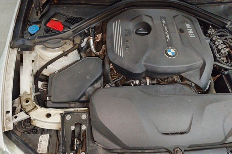 Used BMW 3 Series 2018 320Li Leading Model M Sport Package Engine Bay Right