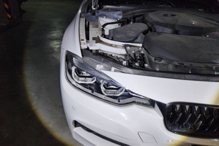 Used BMW 3 Series 2018 320Li Leading Model M Sport Package Engine Bay Right