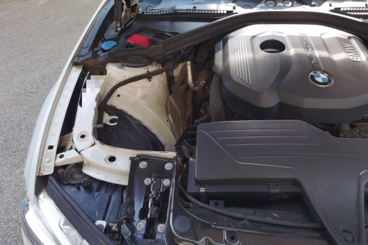 Used BMW 3 Series 2018 318i Engine Bay Right