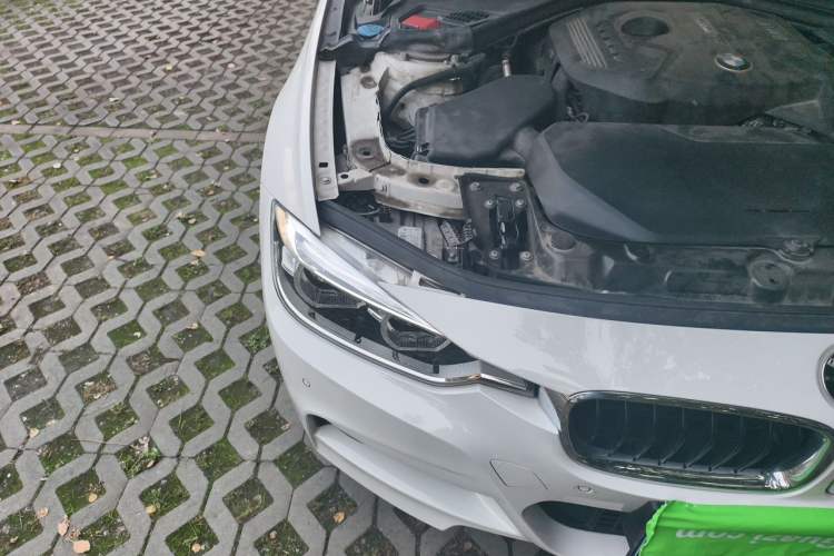 Used BMW 3 Series 2018 320Li Leading Model M Sport Package Engine Bay Right
