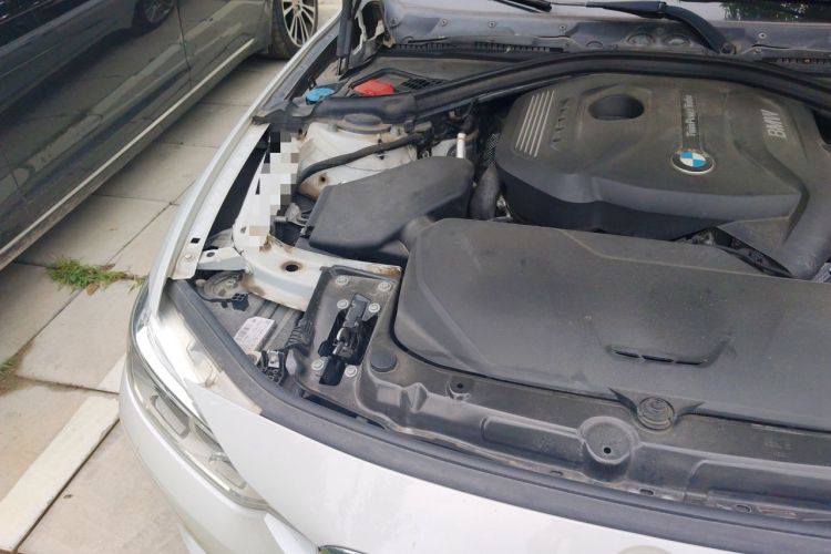 Used BMW 3 Series 2018 320Li Fashion Model Engine Bay Right