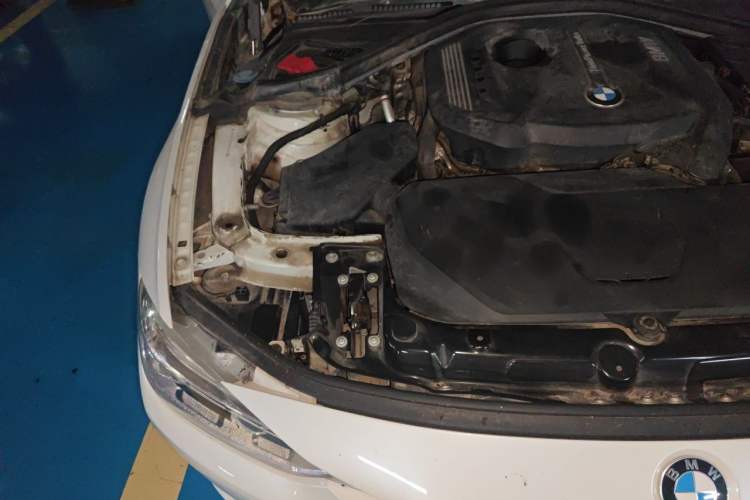 Used BMW 3 Series 2018 320Li Fashion Model Engine Bay Right