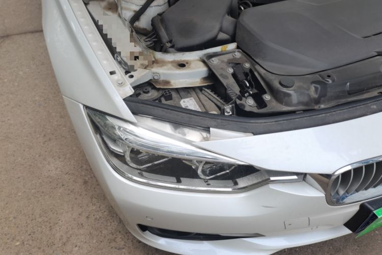 Used BMW 3 Series 2018 320Li Fashion Model Engine Bay Right