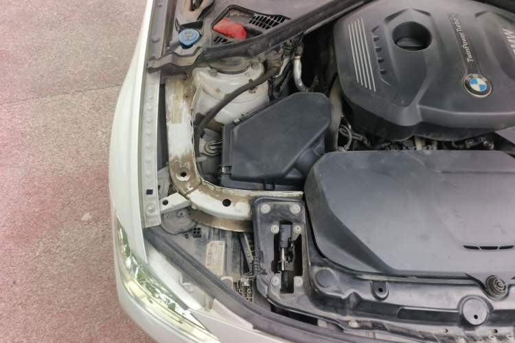 Used BMW 3 Series 2018 320Li Fashion Model Engine Bay Right