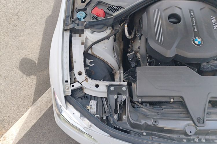 Used BMW 3 Series 2018 318Li Engine Bay Right