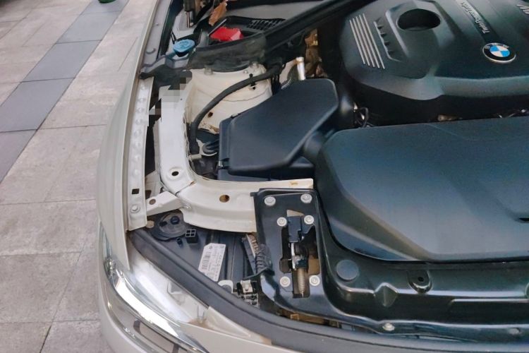 Used BMW 3 Series 2018 320Li Fashion Model Engine Bay Right