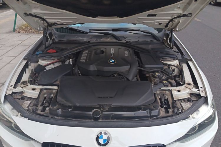 Used BMW 3 Series 2018 330i M Sport Night Edition Engine Bay