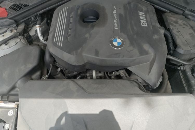 Used BMW 3 Series 2018 320Li Fashion Model Engine Bay
