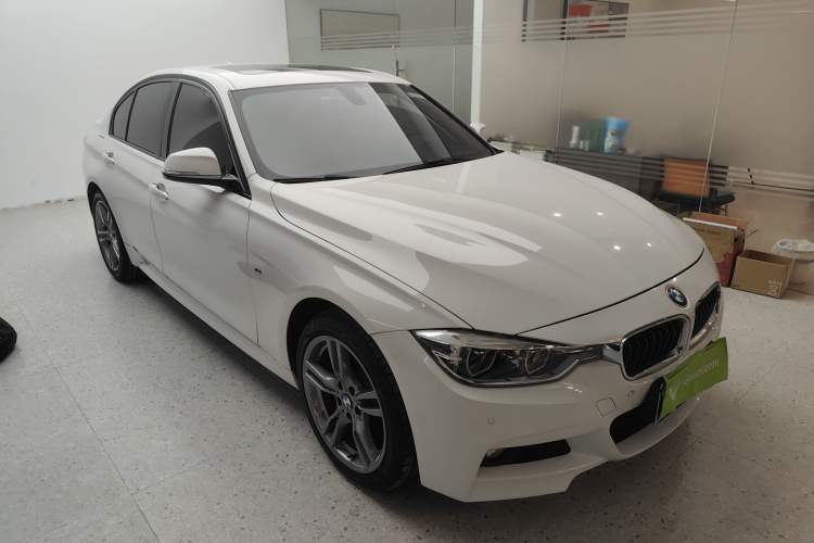 Used BMW 3 Series 2018 320i M Sport Package Exterior 1