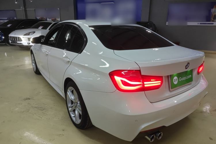 Used BMW 3 Series 2018 320i M Sport Package Exterior 2