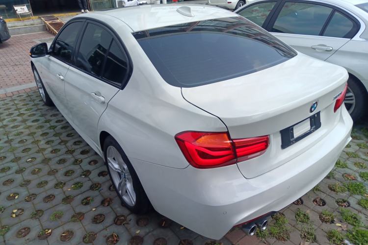 Used BMW 3 Series 2018 320i M Sport Package Exterior 2