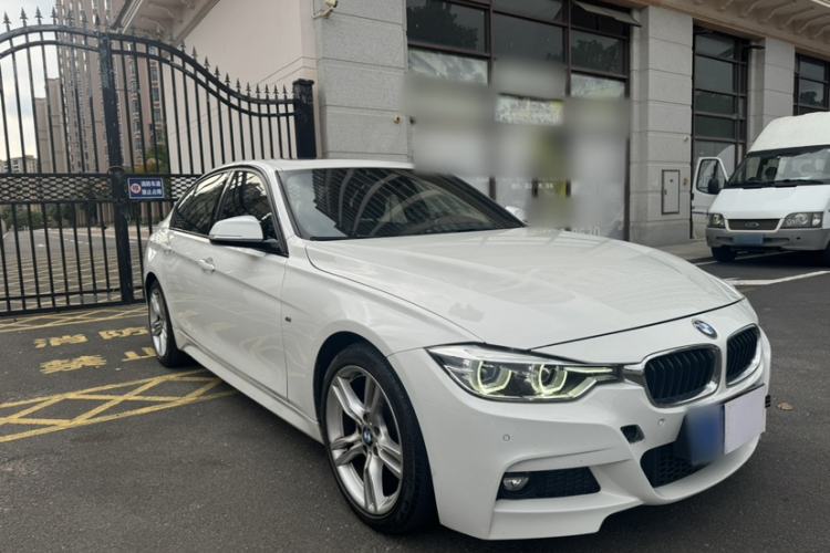 Used BMW 3 Series 2018 320i M Sport Package Exterior 3
