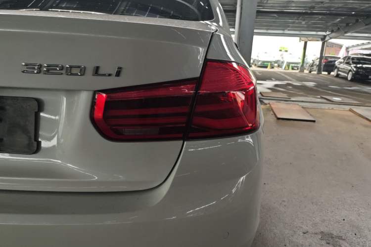 Used BMW 3 Series 2018 320Li Fashion Model Exterior 3