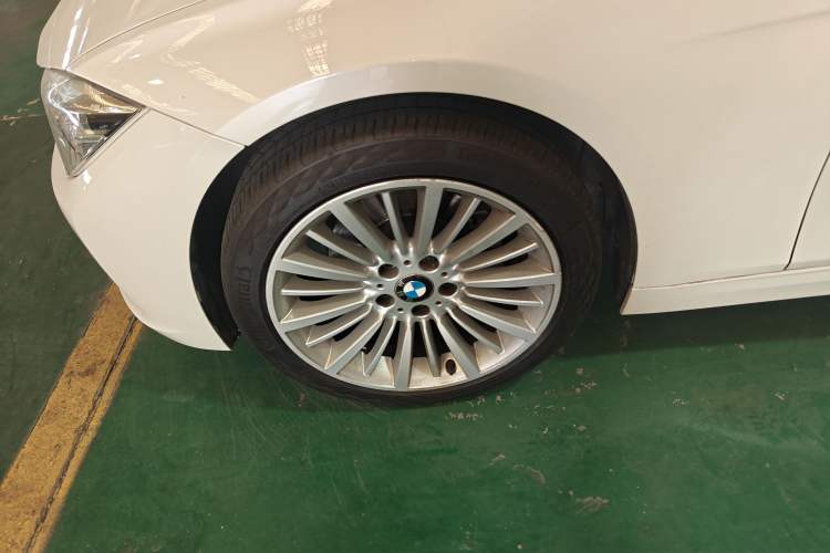 Used BMW 3 Series 2018 320Li Fashion Model Exterior 3