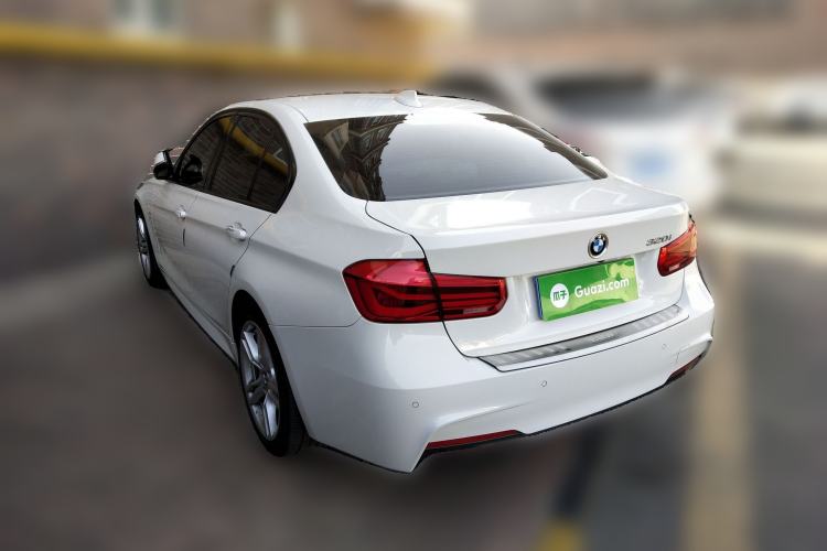 Used BMW 3 Series 2018 320i M Sport Package Exterior 3