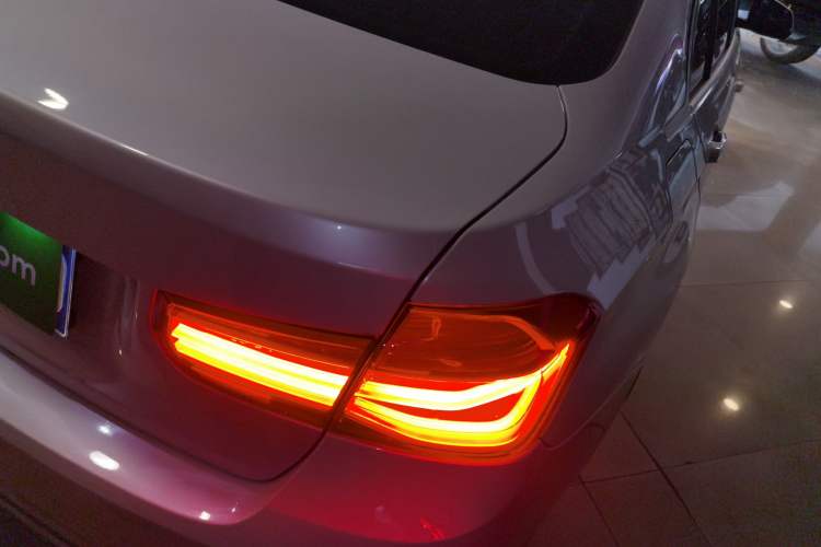 Used BMW 3 Series 2018 320Li Fashion Model Exterior 3