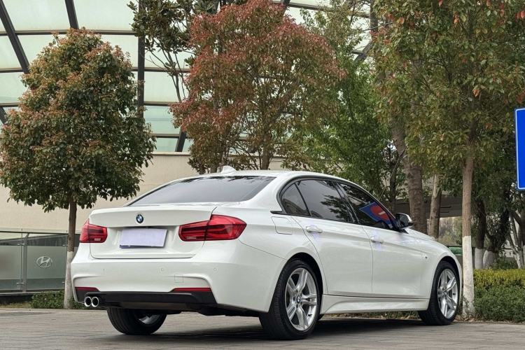 Used BMW 3 Series 2018 320Li Leading Model M Sport Package Exterior 3