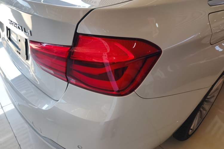 Used BMW 3 Series 2018 320Li Fashion Model Exterior 3