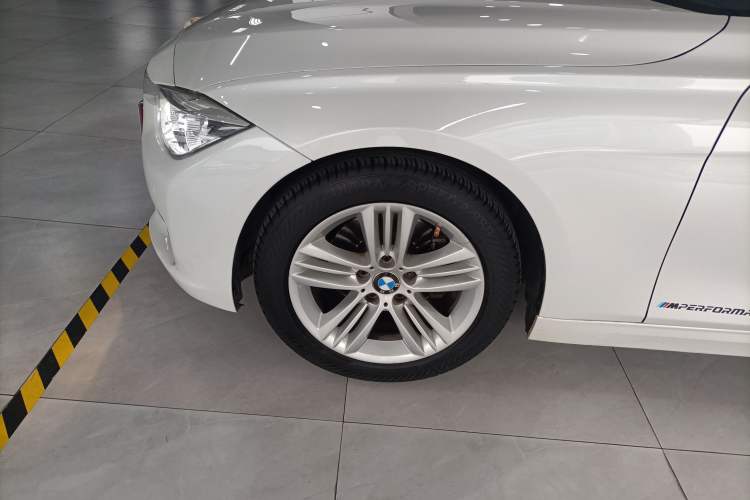 Used BMW 3 Series 2018 318Li Exterior 4