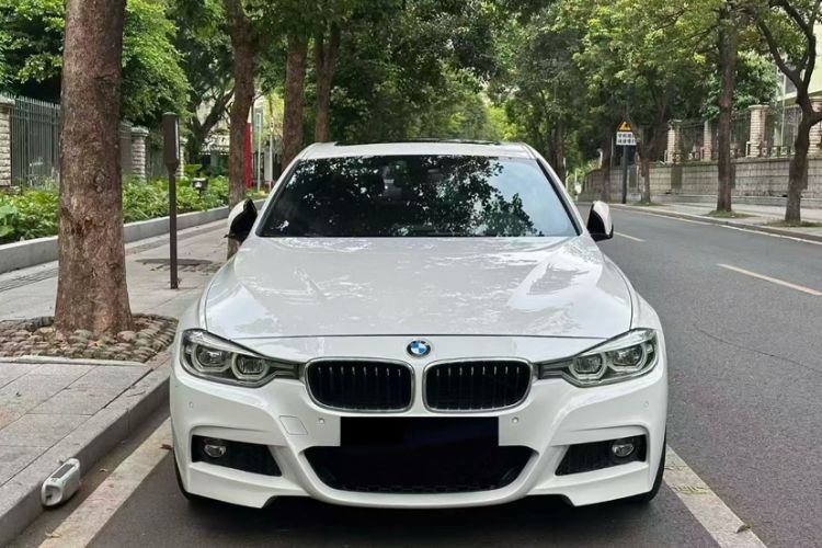 Used BMW 3 Series 2018 320i M Sport Package Exterior 4