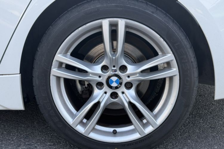 Used BMW 3 Series 2018 320Li Leading Model M Sport Package Exterior 4