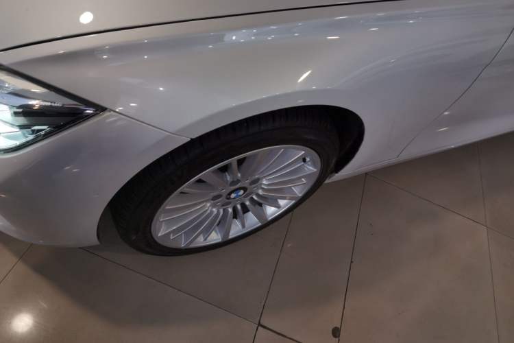 Used BMW 3 Series 2018 320Li Fashion Model Exterior 4