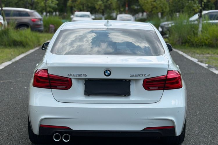 Used BMW 3 Series 2018 320Li Leading Model M Sport Package Exterior 4