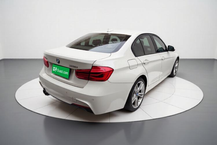 Used BMW 3 Series 2018 320i M Sport Package Exterior 4