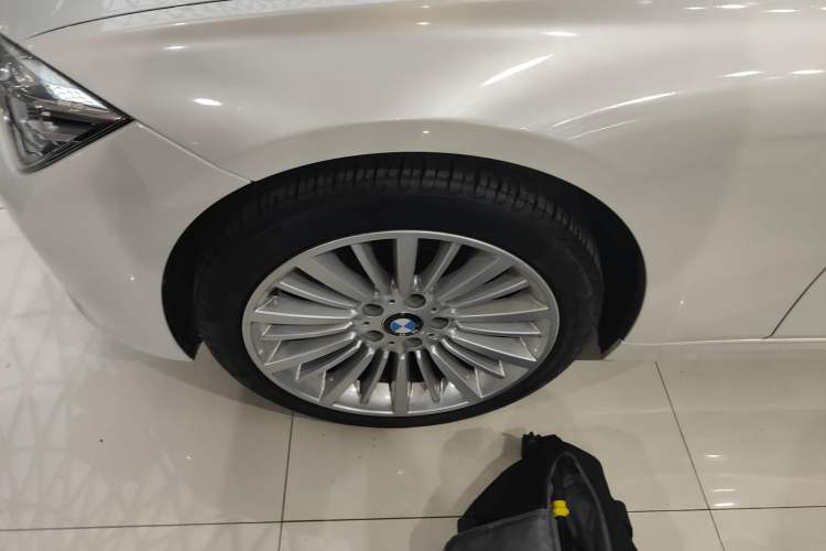 Used BMW 3 Series 2018 320Li Fashion Model Exterior 4