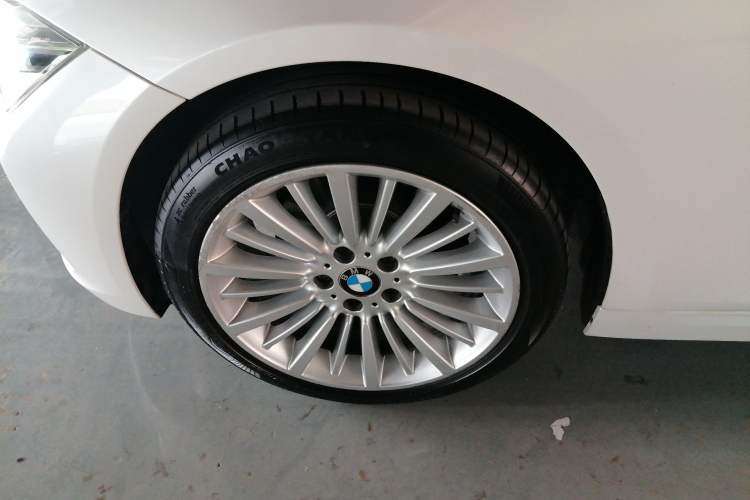 Used BMW 3 Series 2018 320Li Fashion Model Exterior 4