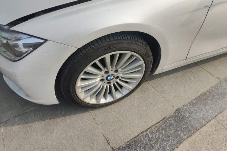 Used BMW 3 Series 2018 320Li Fashion Model Exterior 4