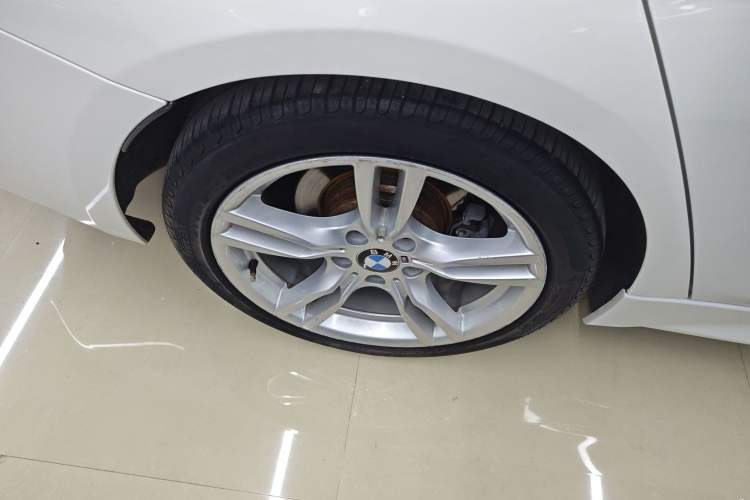 Used BMW 3 Series 2018 320Li Leading Model M Sport Package Exterior 5