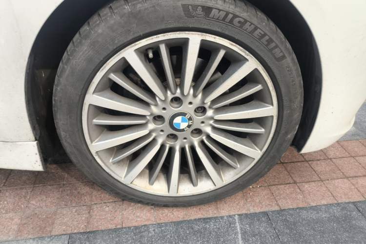 Used BMW 3 Series 2018 320Li Leading Luxury Package Exterior 7